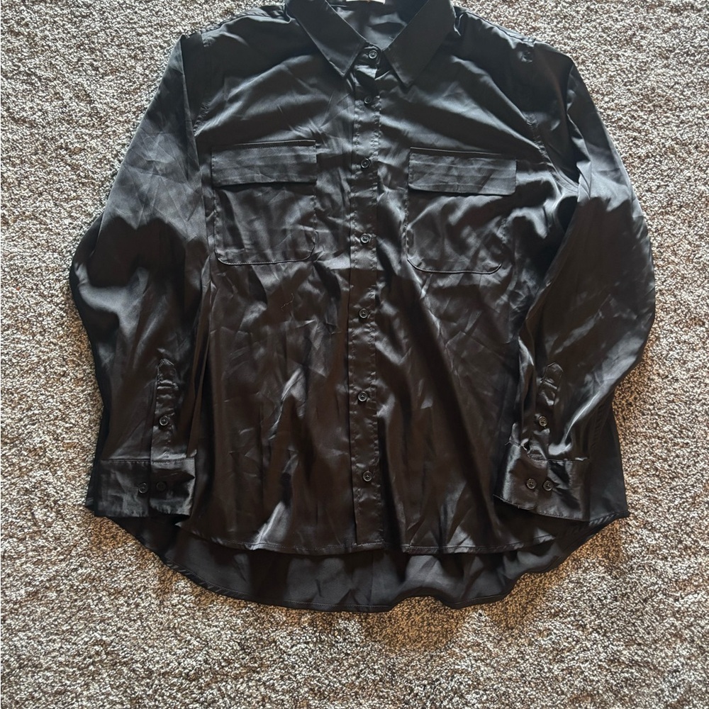 Women’s black button up - Picture 2 of 3